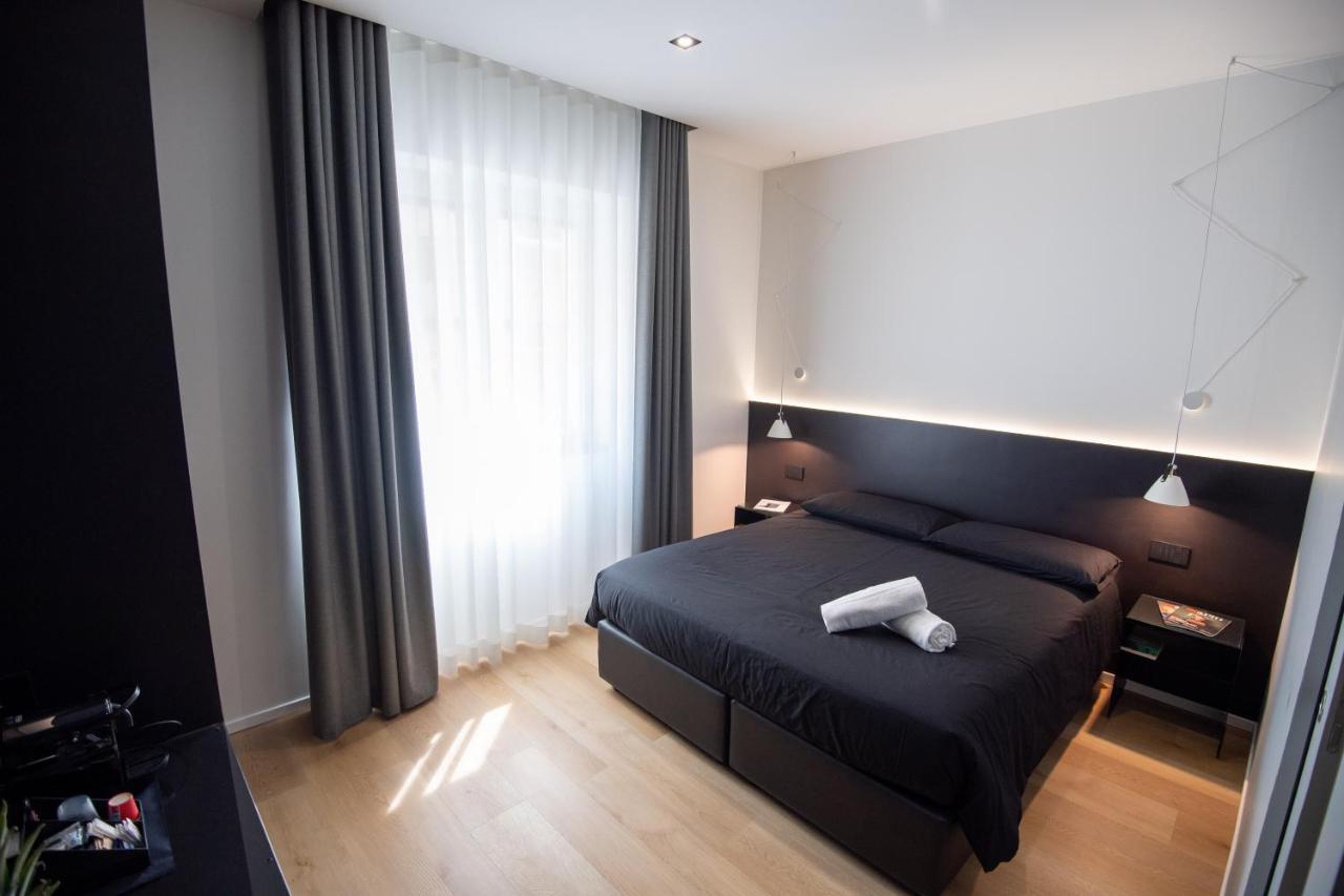 Contemporaneamente 147 - Modern & Comfort Rooms Bari Exterior foto
